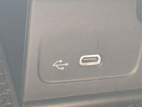 Certified 2024 Mercedes-Benz C 300 4MATIC Sedan image 9