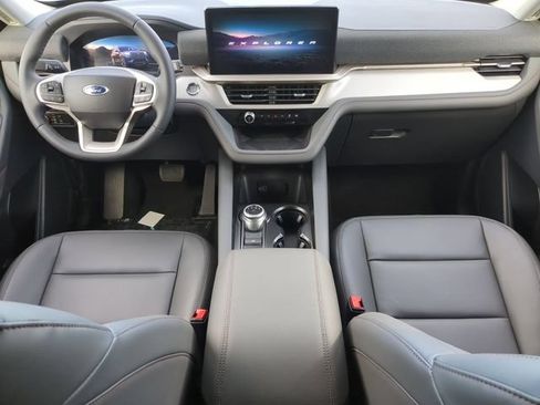 New 2026 Ford Explorer Active w/ Active Comfort Package AWD/4WD image 13