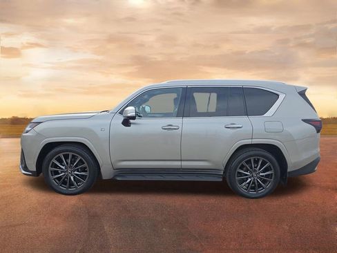Used 2022 Lexus LX 600 F Sport AWD/4WD image 5