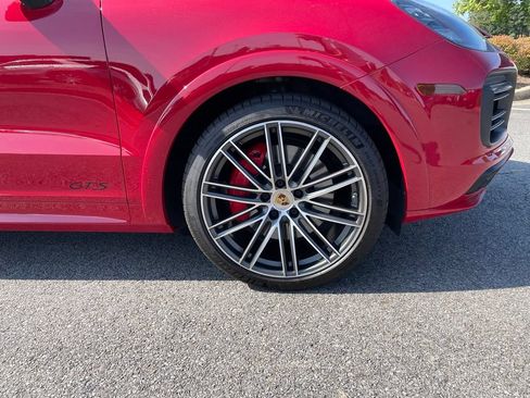 Used 2021 Porsche Cayenne GTS AWD/4WD image 31