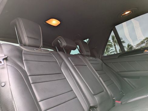 Used 2017 Mercedes-Benz GLE 63 AMG 4MATIC image 17