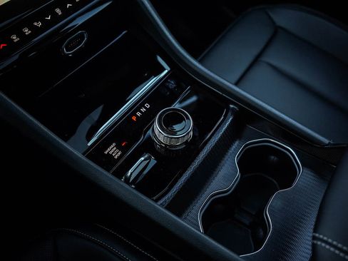 New 2026 Jeep Grand Cherokee L Limited image 28