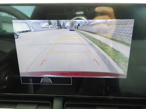 Used 2025 Chevrolet Trax LS w/ LS Convenience Package FWD image 38