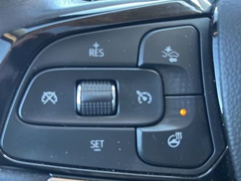 Used 2023 Buick Enclave Avenir w/ Avenir Technology Package image 21