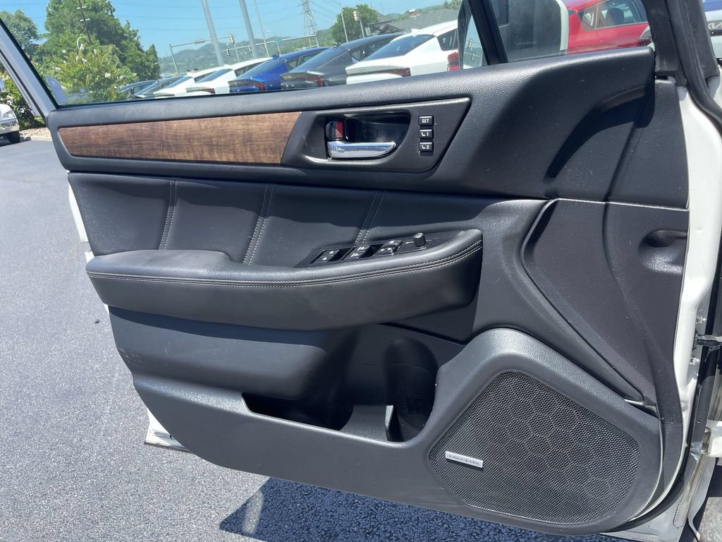 Used 2018 Subaru Outback 2.5i Limited AWD/4WD image 21