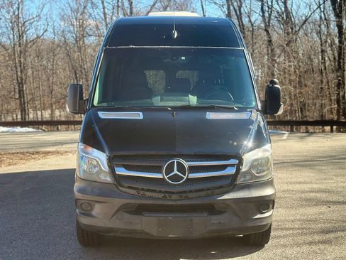Used 2016 Mercedes-Benz Sprinter 3500 image 3