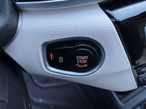 Used 2018 BMW X1 xDrive28i w/ Premium Package image 17