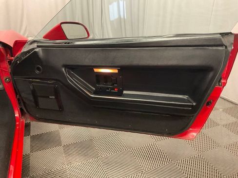 Used 1989 Chevrolet Corvette Coupe RWD image 22