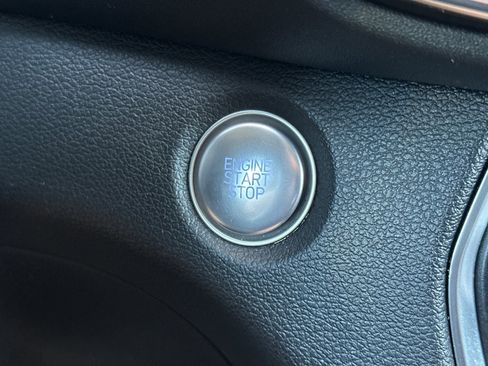 Used 2020 Hyundai Santa Fe SEL image 22