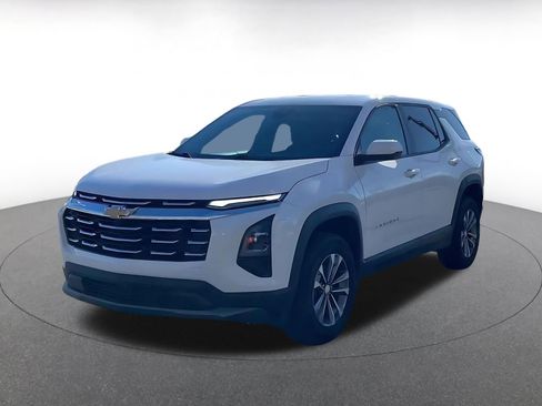 Used 2025 Chevrolet Equinox LT image 7