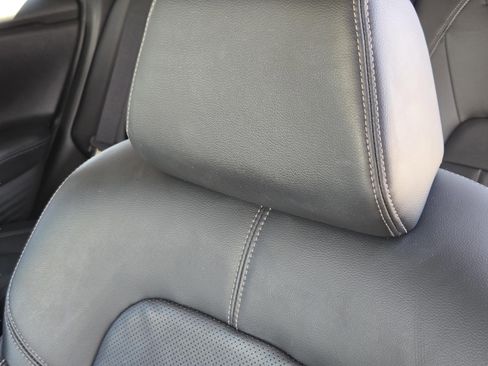 Used 2023 Honda HR-V EX-L image 18