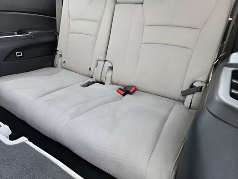 Used 2017 Honda Pilot EX image 28