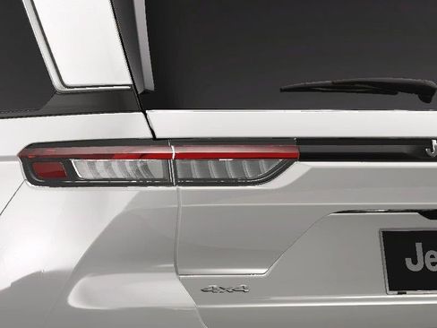 New 2024 Jeep Grand Cherokee Limited image 12