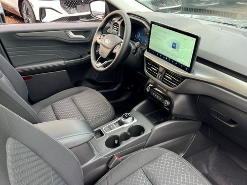 New 2026 Ford Escape Active w/ Active Premium Tech Pack image 9