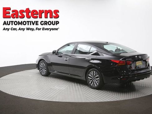 Used 2025 Nissan Altima 2.5 SV FWD image 63