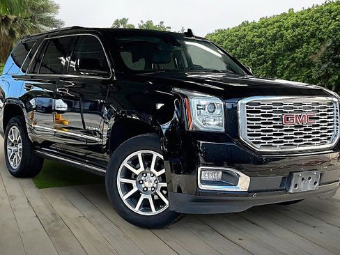 Used 2018 GMC Yukon Denali w/ Open Road Package RWD image 9