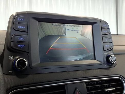 Used 2019 Hyundai Kona SE AWD/4WD image 3