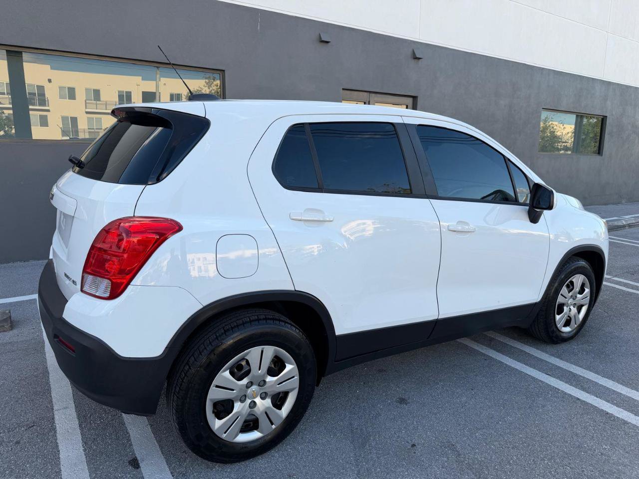 Used 2016 Chevrolet Trax LS FWD image 11