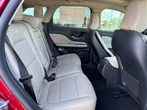 New 2025 Lincoln Corsair Grand Touring image 21