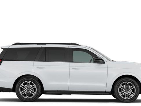 New 2026 Ford Expedition Active RWD image 33