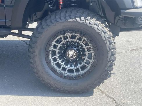 New 2025 Ford F250 Lariat w/ Lariat Ultimate Package image 37