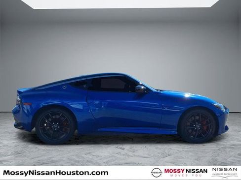 Certified 2024 Nissan Z Performance w/ Floor Mat Package image 8