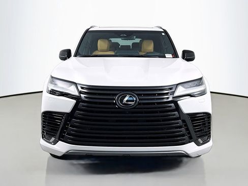 New 2026 Lexus LX 700h Luxury image 2