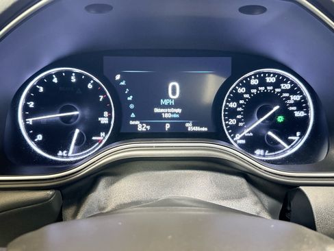 Used 2019 Toyota Avalon XSE image 16