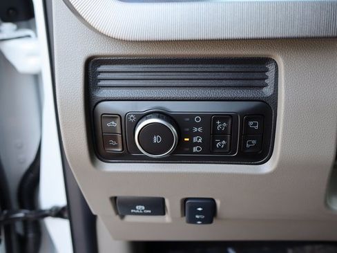 New 2026 Ford F350 Platinum w/ Platinum Plus Package image 39