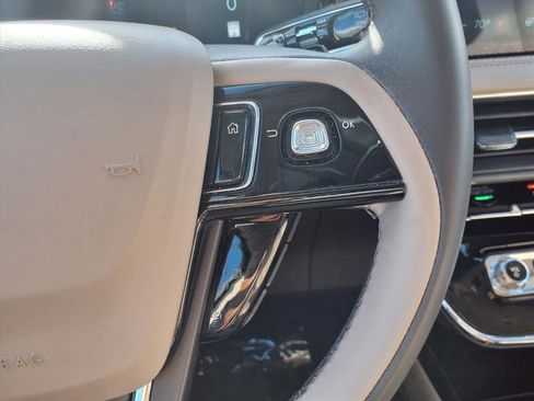 Certified 2023 Lincoln Corsair FWD w/ Equipment Group 101A image 10