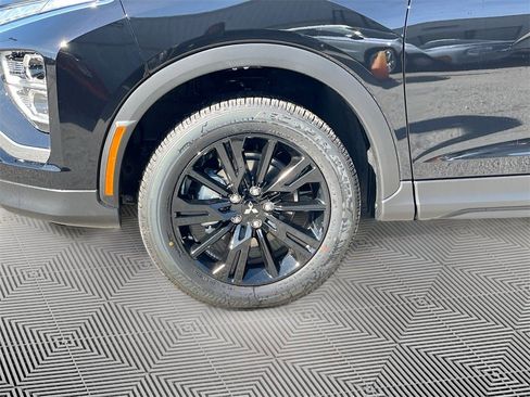 New 2026 Mitsubishi Eclipse Cross LE image 29