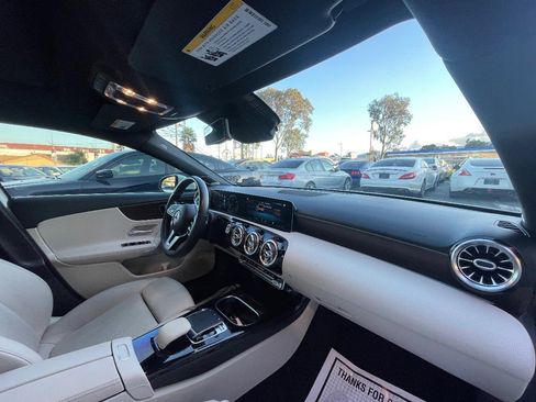 Used 2019 Mercedes-Benz A 220 image 12