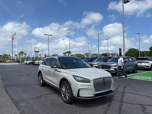 Used 2023 Lincoln Corsair AWD w/ Equipment Group 101A image 1