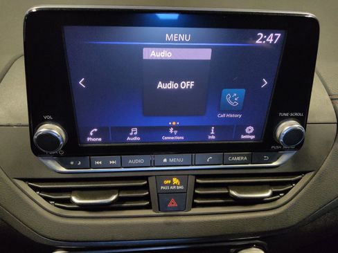 Used 2020 Nissan Altima 2.5 SR FWD image 25