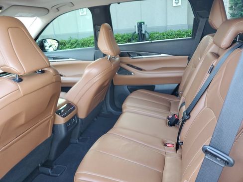 Used 2024 INFINITI QX60 Sensory AWD/4WD image 17