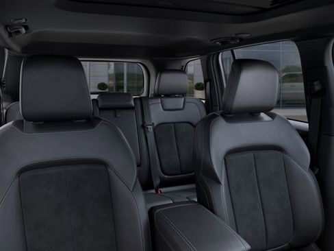 New 2026 Jeep Grand Cherokee Altitude AWD/4WD image 26