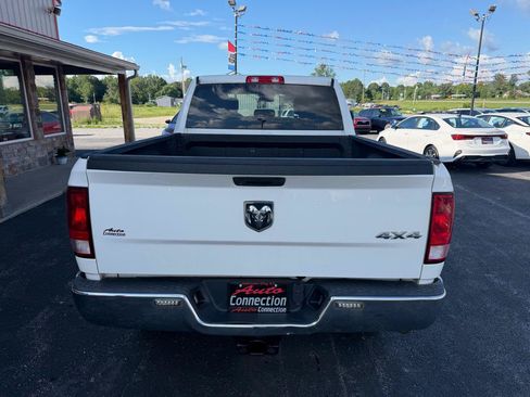 Used 2018 RAM 2500 Tradesman w/ Chrome Appearance Group AWD/4WD image 5