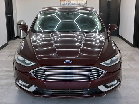 Used 2017 Ford Fusion SE w/ Fusion SE Technology Package FWD image 8