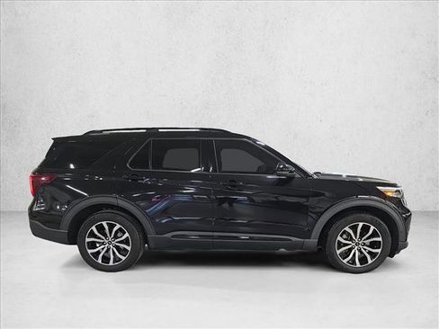 Used 2020 Ford Explorer ST image 4