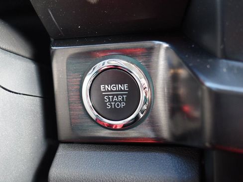 New 2026 Ford F350 Lariat w/ Black Appearance Package image 30