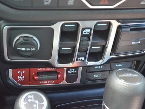 New 2026 Jeep Gladiator Sport AWD/4WD image 26