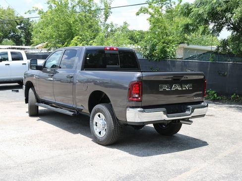New 2026 RAM 2500 Tradesman AWD/4WD image 3