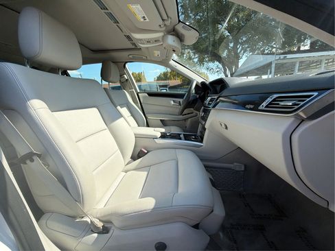 Used 2016 Mercedes-Benz E 250 Sedan image 25