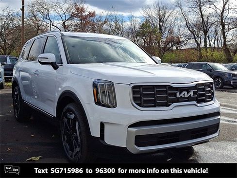 New 2025 Kia Telluride S image 1
