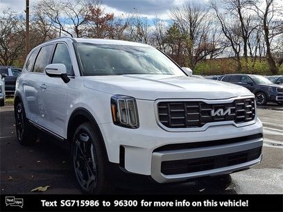New 2025 Kia Telluride S