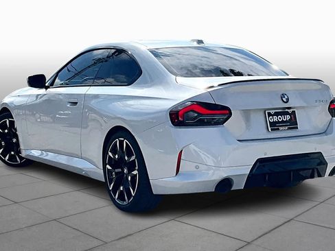 Used 2025 BMW 230i Coupe w/ M Sport Package RWD image 11