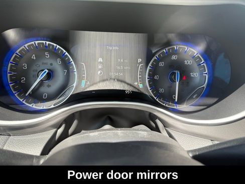 New 2026 Chrysler Pacifica Select image 18