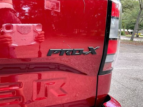 Used 2024 Nissan Frontier Pro-X w/ Pro Convenience Package RWD image 21