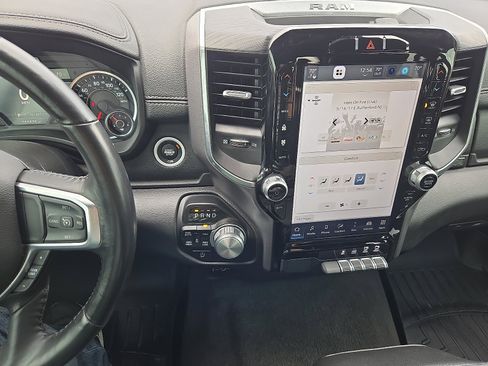 Used 2023 RAM 1500 Laramie image 16