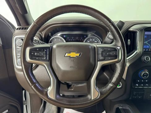 Used 2022 Chevrolet Silverado 2500 LTZ w/ LTZ Plus Package AWD/4WD image 13